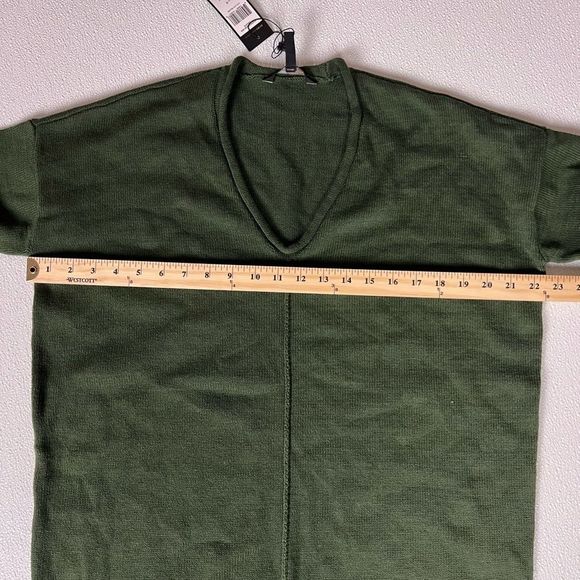 Bcbgmaxazria Olive Green V-Neck Roll Trim Pullover Sweater Size Small NWT - Picture 7 of 12